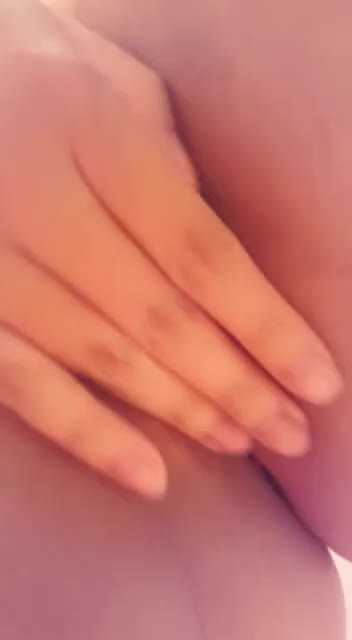Fingering my asian pussy