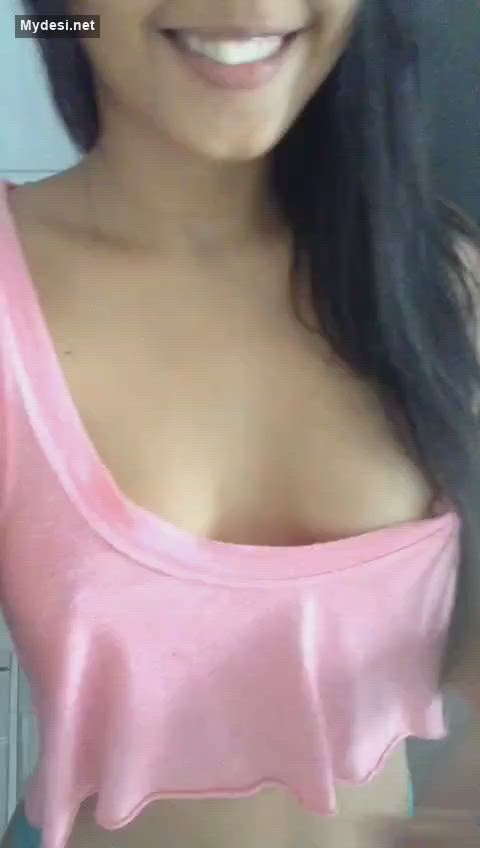 desi nipple play nipslip selfie smile amateur-girls clip