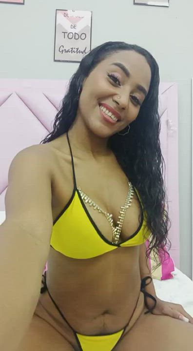 Colombian Dancing Ebony Fetish Latina Sensual Tits clip
