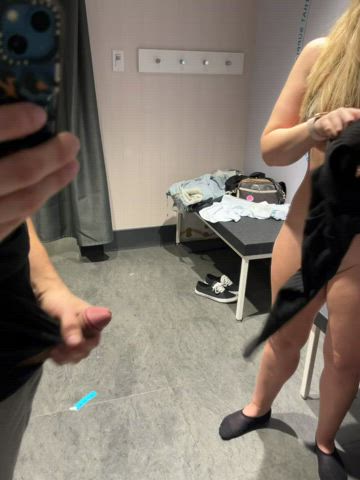 amateur couple dressing room jerk off naked tits clip