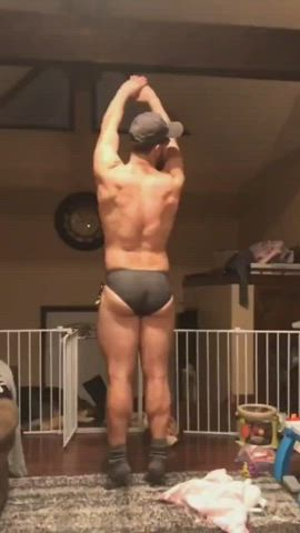 Bubble Butt Gay Jiggling clip