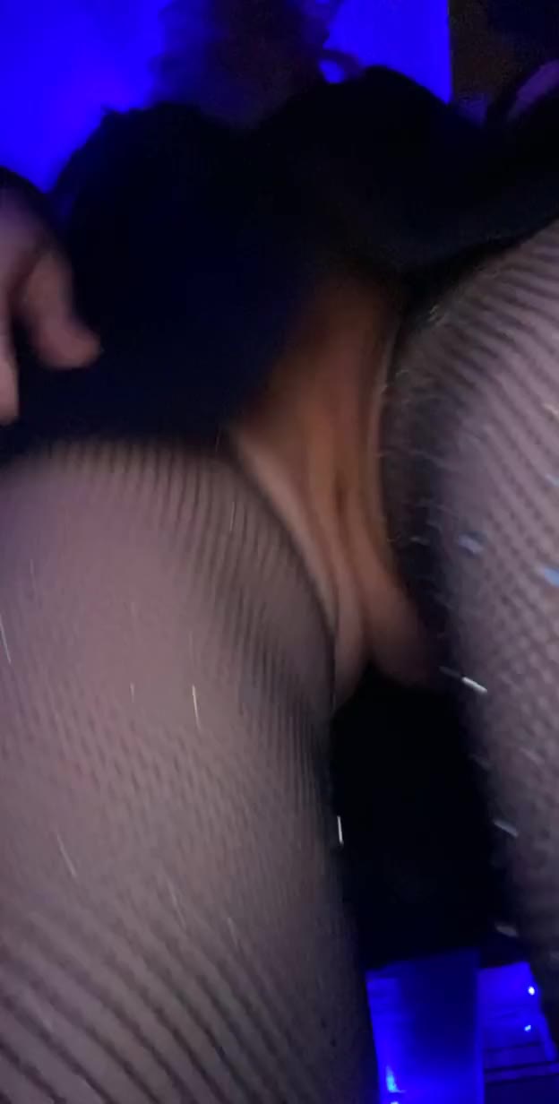 On my way to a pantyless dinner date [oc] [GIF]