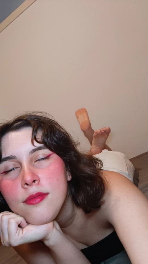 20 years old eye contact feet feet fetish foot foot fetish foot worship onlyfans