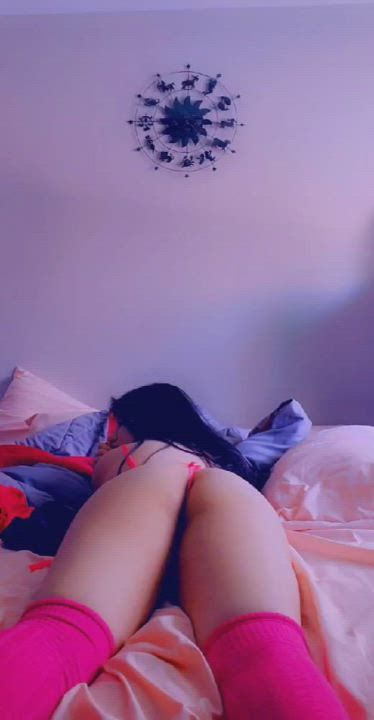 18 Years Old Big Ass Latina Pink Solo Thick clip