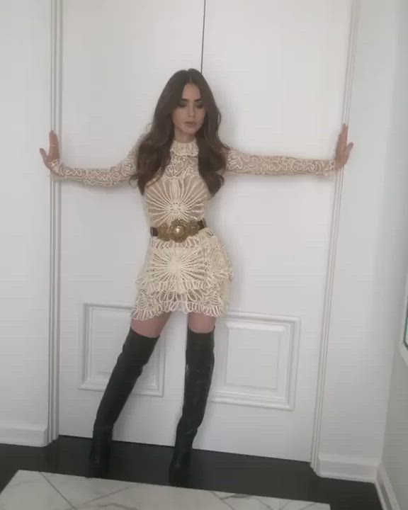 Behind The Scenes Celebrity Lily Collins clip