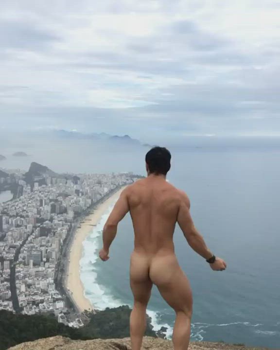 Butt ass naked in public