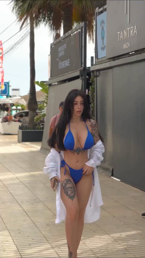 big tits bikini non-nude tattooed clip