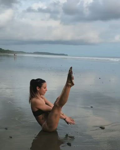 Beach Bikini Fitness Flexible Gymnast Outdoor clip