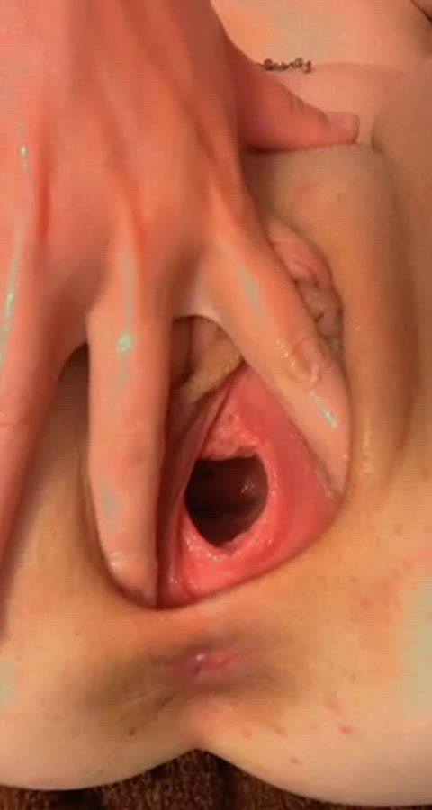 gape gaping pink pussy pussy spread legal-teens pussy-spreading clip