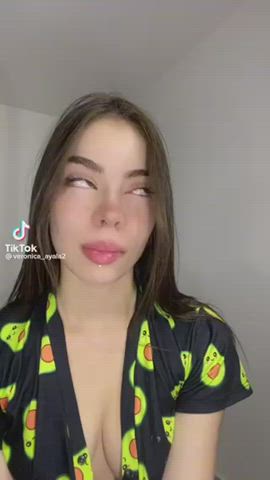 hispanic nipslip tiktok clip