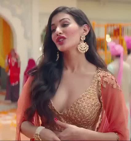 Amyra Dastur