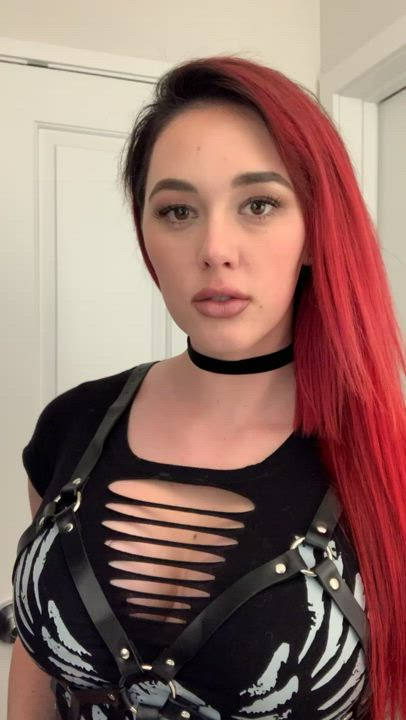 Goth Redhead Teen clip