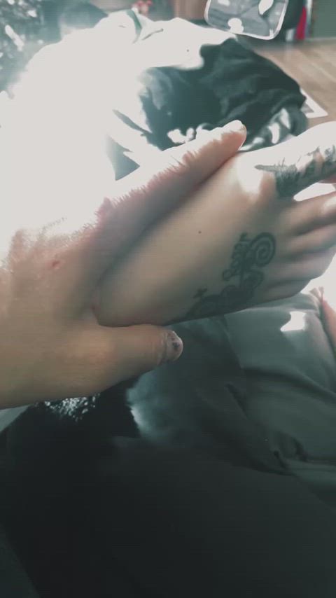 When he Massages my feet 🫠