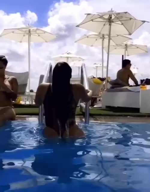 swimming-pool-booty-b