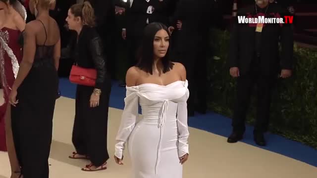 Kim Kardashian - (05.01.17) Met Gala 2017