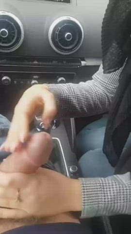 Very private Arab slut sucks cock in a car
