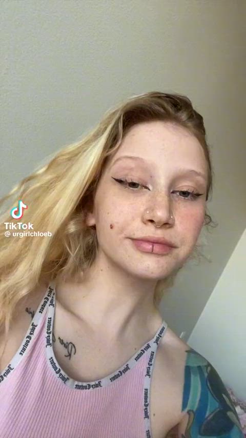 UrGirlChloeB - More Tiktok flash videos on my TT likes (juanmomo45)