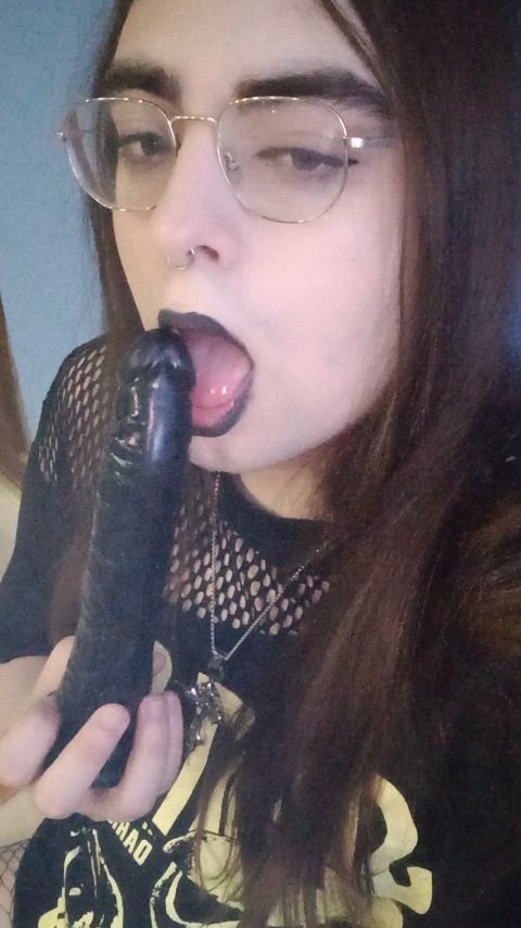 deepthroat femboy sissy spit trans clip