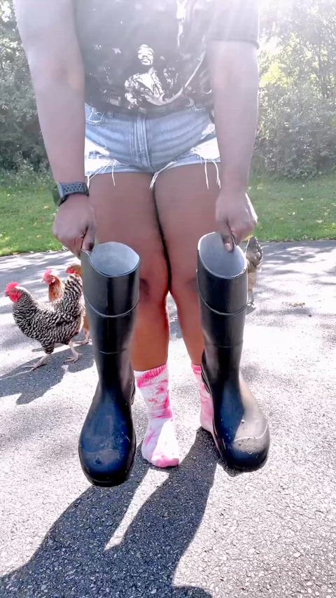 boots clothed country girl curvy farm feet feet fetish female fetish foot fetish
