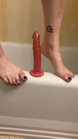 [oc] this dildo is no match for my feet 😈 comments welcome