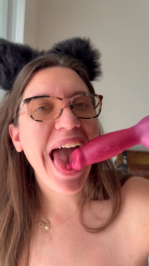 brunette dildo fansly fantasy fantasy toys knot onlyfans oral solo sucking adorable-porn