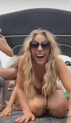 Bikini Girls Tits clip