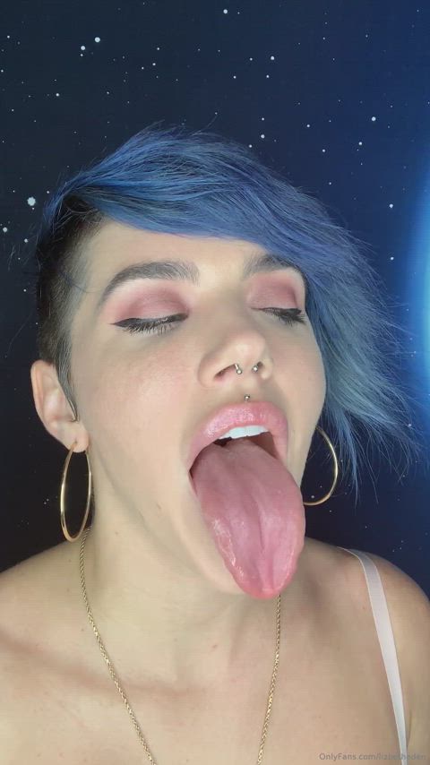 alt alternative emo long tongue tongue tongue fetish mouth-kink clip