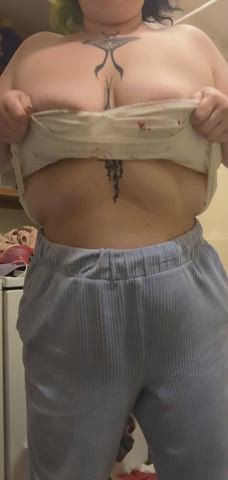 alt bbw big tits emo goth nipple piercing onlyfans tattoo titty drop clip