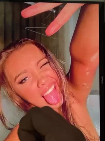 cumshot facial sister clip