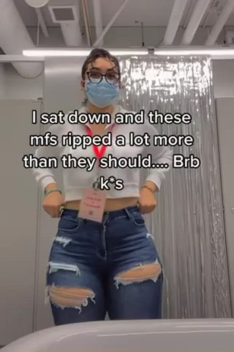 Ass so fat she ripped her jeans