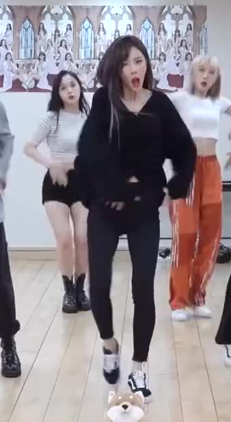 Yoohyeon [WtPt6nWldFc]