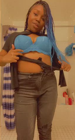 Alt Big Tits Blue Boobs Ebony Striptease clip