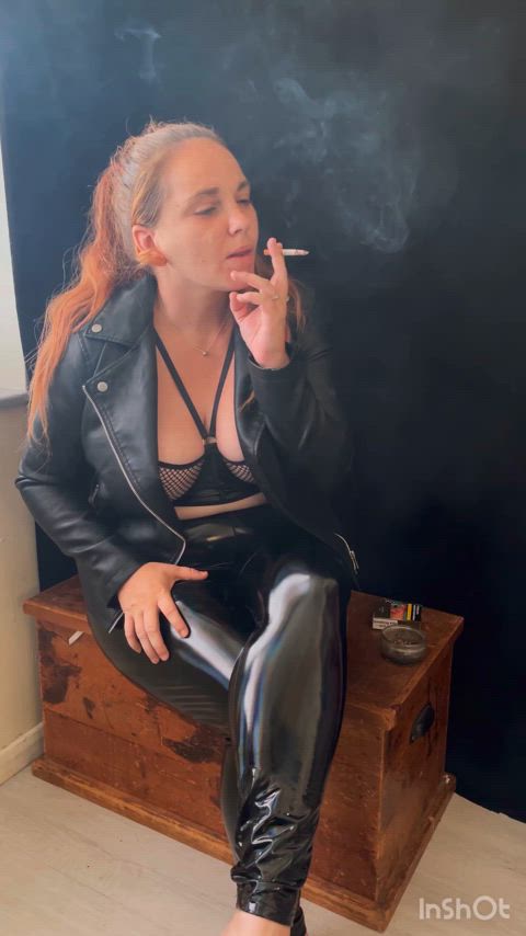 Smoking slut