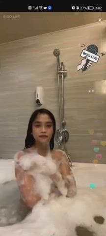 asian bathtub nipslip clip