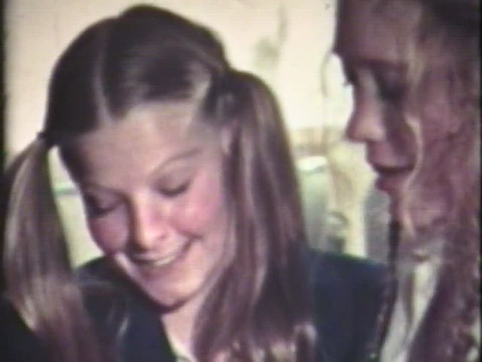 Blowjob Schoolgirl Shaved Pussy Vintage clip