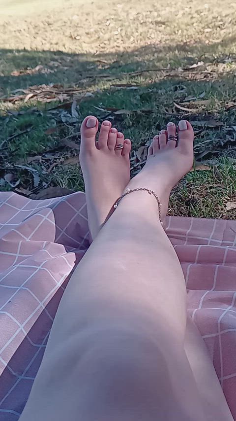 amateur fansly feet feet fetish feet licking feet sucking onlyfans public feet-heaven