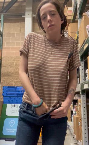 ass caught clit rubbing exhibitionist flashing masturbating public sneaky clip