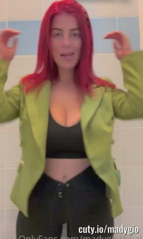 big tits boobs busty cleavage huge tits redhead selfie tits titty drop clip