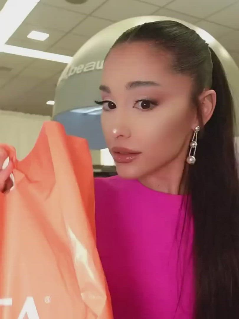 Ariana Grande Cute Homemade clip