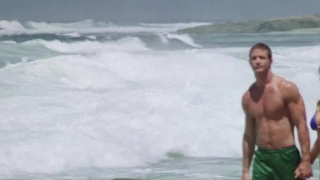 Krista Allen - Raven (1996) - walking in bikini on beach