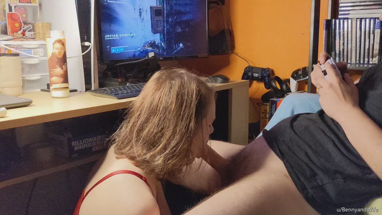 Blowjob Freeuse Gamer Girl OnlyFans Wife clip
