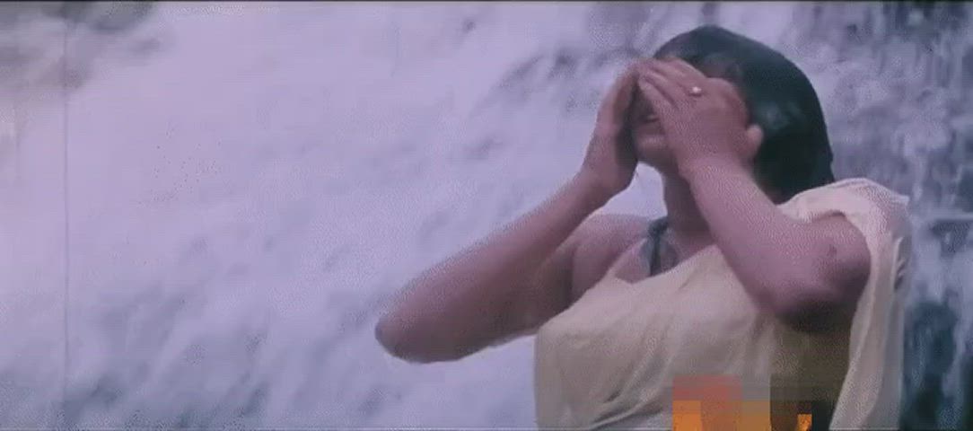 Sanghavi wet armpits