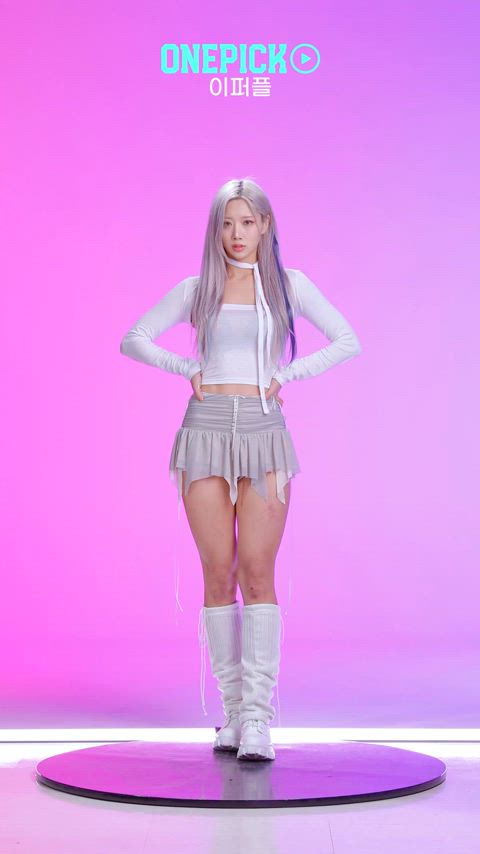 blonde dancing hips tease upskirt kpop clip