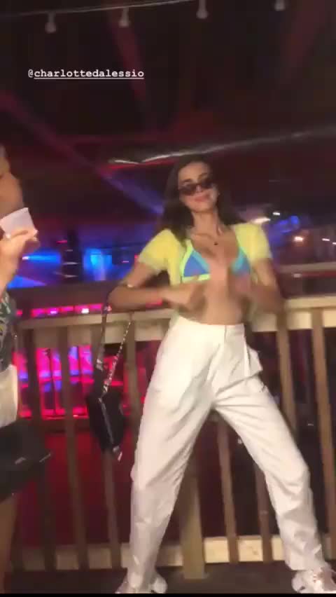 Dancing clip