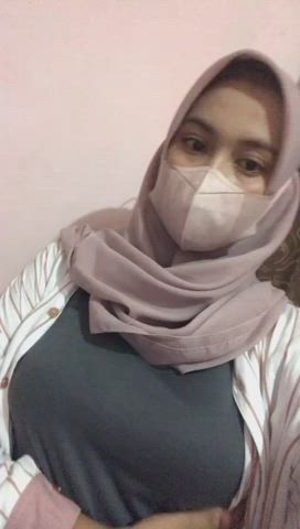 Boobs Hijab Malaysian Muslim Solo Tits Porn GIF by neo_shah