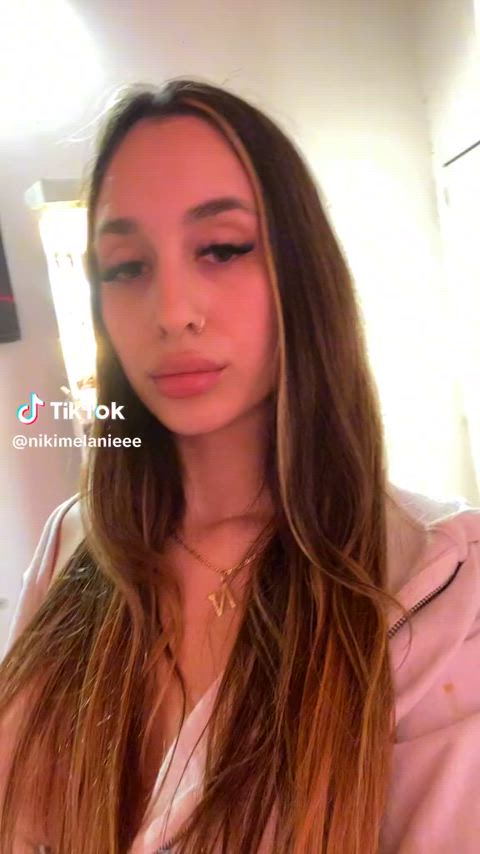 NikitaNicoleee - NicoleMelanie - More Tiktok flash videos on my TT likes (juanmomo45)