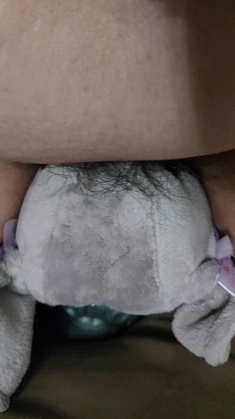 doll hairy pussy masturbating clip