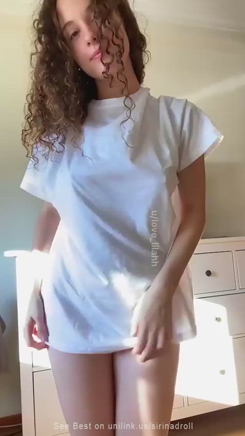 18 years old amateur curly hair homemade natural tits onlyfans solo strip stripping