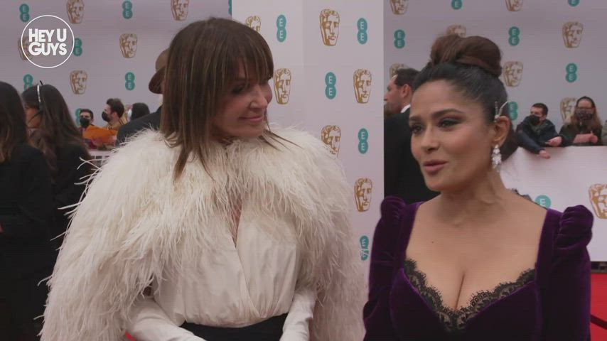 Cleavage Huge Tits Salma Hayek clip