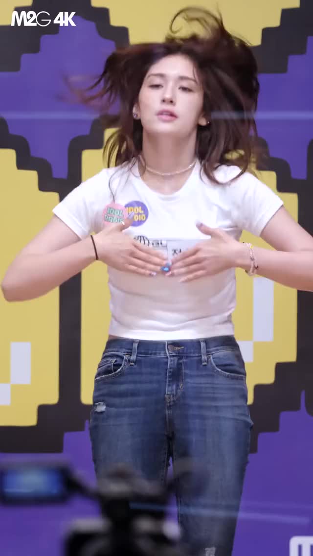 Somi 190617 16